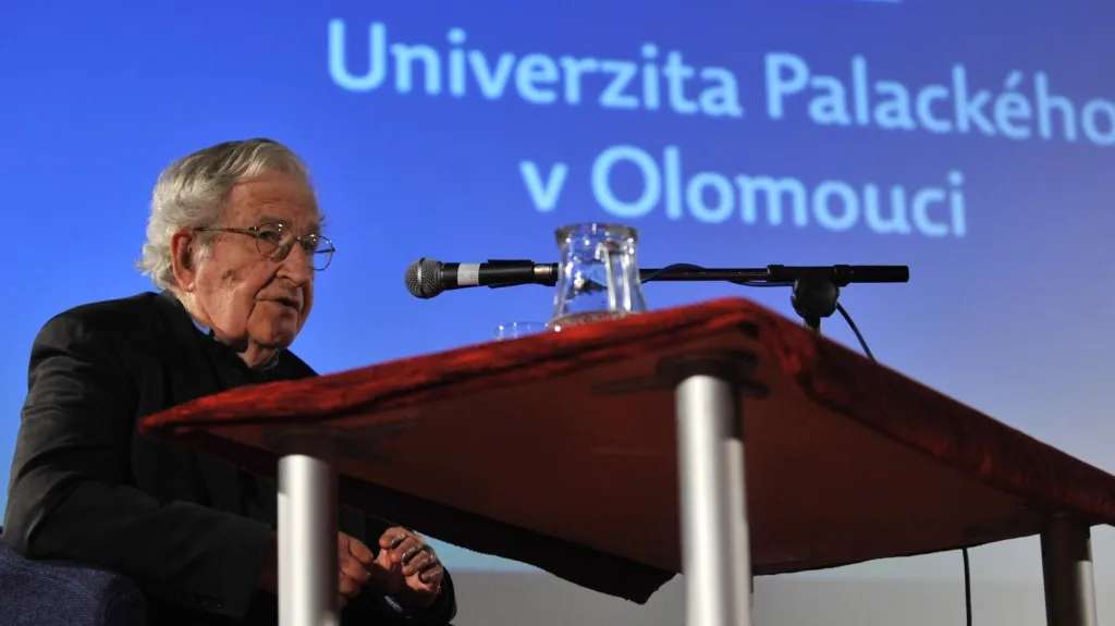 Noam Chomsky v Olomouci