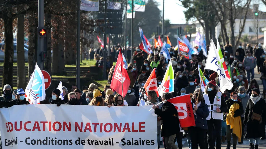 Stávkující učitelé ve Francii