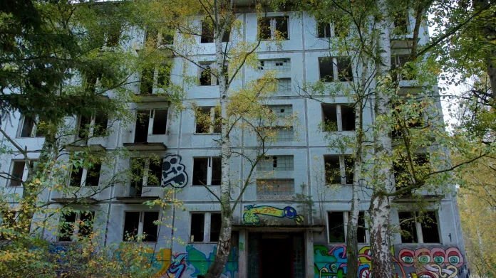 Opuštěné domy po ruské armádě v Milovicích