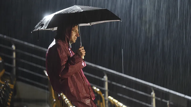 Režisér Lukáš Trpišovský při generální zkoušce Janáčkovy Lišky Bystroušky v Českém krumlově