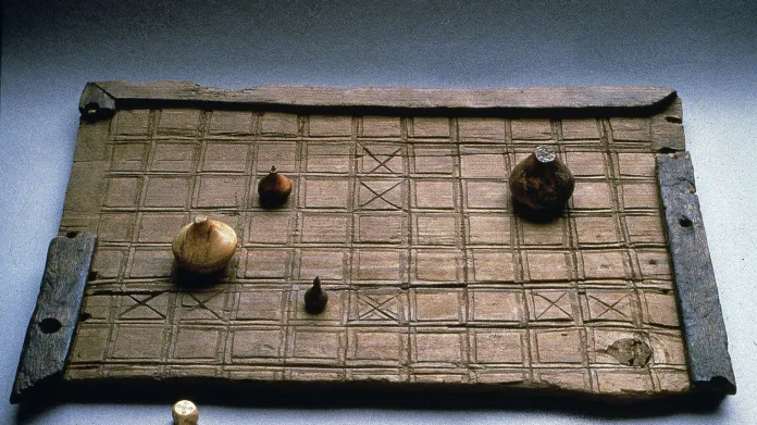 Hrací deska hnefataflu z 11. století