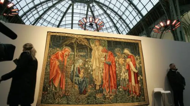 Gobelín od Sira Edwarda Coleyho Burne-Jonese je součástí sbírky návrháře Yvese Saint Laurenta.