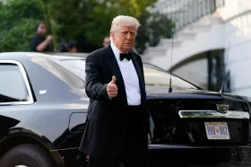 Trump věří, že dohoda o clech s EU je na dobré cestě