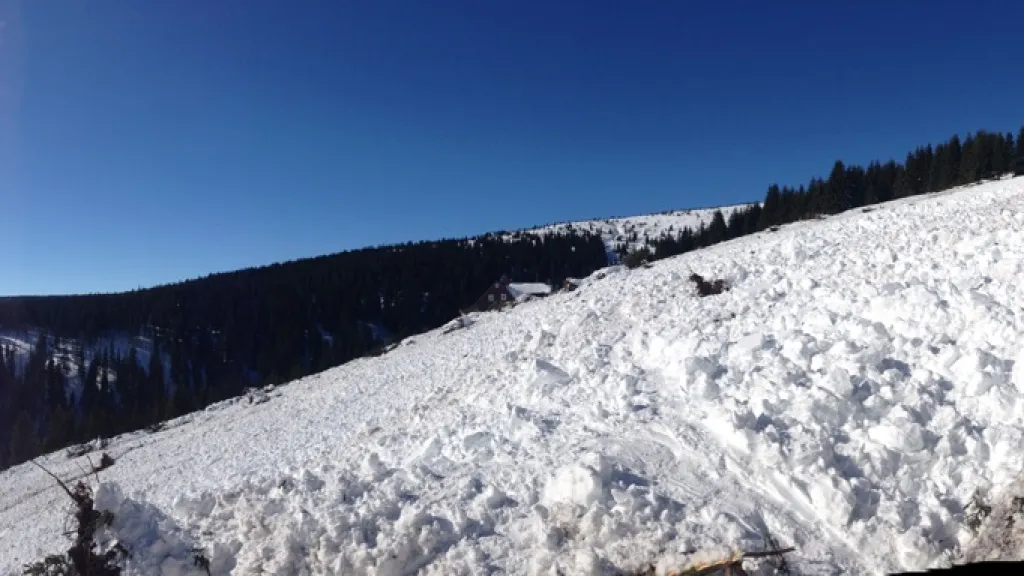 Lavinový svah v Modrém dole