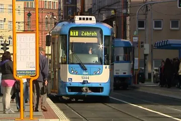 Řidiče tramvají čeká v kabině speciální tester. Kdo má „hladinku“, tomu se zablokuje řízení