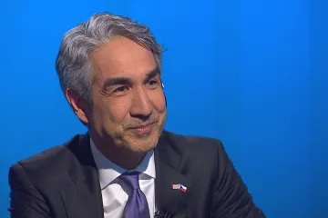 Česká republika je v pomoci Ukrajině inspirací pro mnoho zemí, míní americký velvyslanec