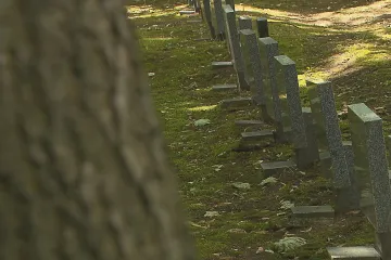 Ostatky tří odbojářů se mají dočkat důstojnějšího uložení