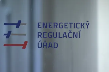 Změnu v boji s energošmejdy přinášejí nová pravidla. Zpřísňují podmínky pro zprostředkovatele