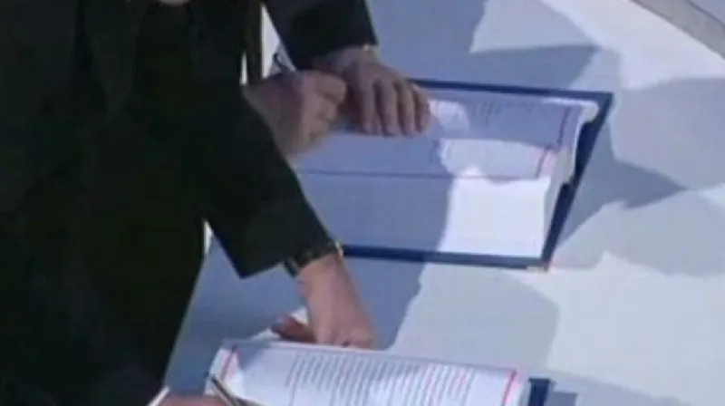 Podle premiéra Fischera je vše na dobré cestě