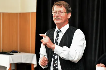 Zemřel bývalý europoslanec a zastupitel Ústeckého kraje Jaromír Kohlíček