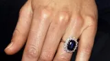 Kate Middletonová se zásnubním prstenem princezny Diany