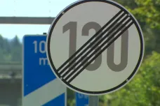 Dálniční 130 pomrkává na německé řidiče. Podle ministryně by byl limit bezpečnější a šetrnější k prostředí