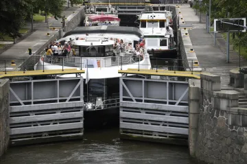 Úřad povolil stavbu nové plavební komory na Vltavě u Dětského ostrova. Magistrát se chce odvolat