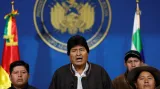 Morales odstoupil, Mexiko mu nabízí azyl