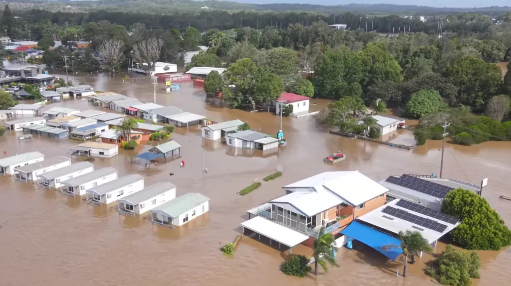 Rozsáhlé záplavy postihly stát Nový Jižní Wales na východě Austrálie