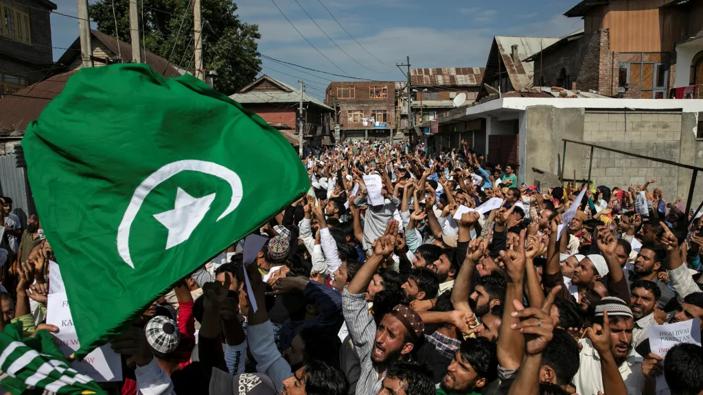 Protesty proti postupu indické vlády v Kašmíru
