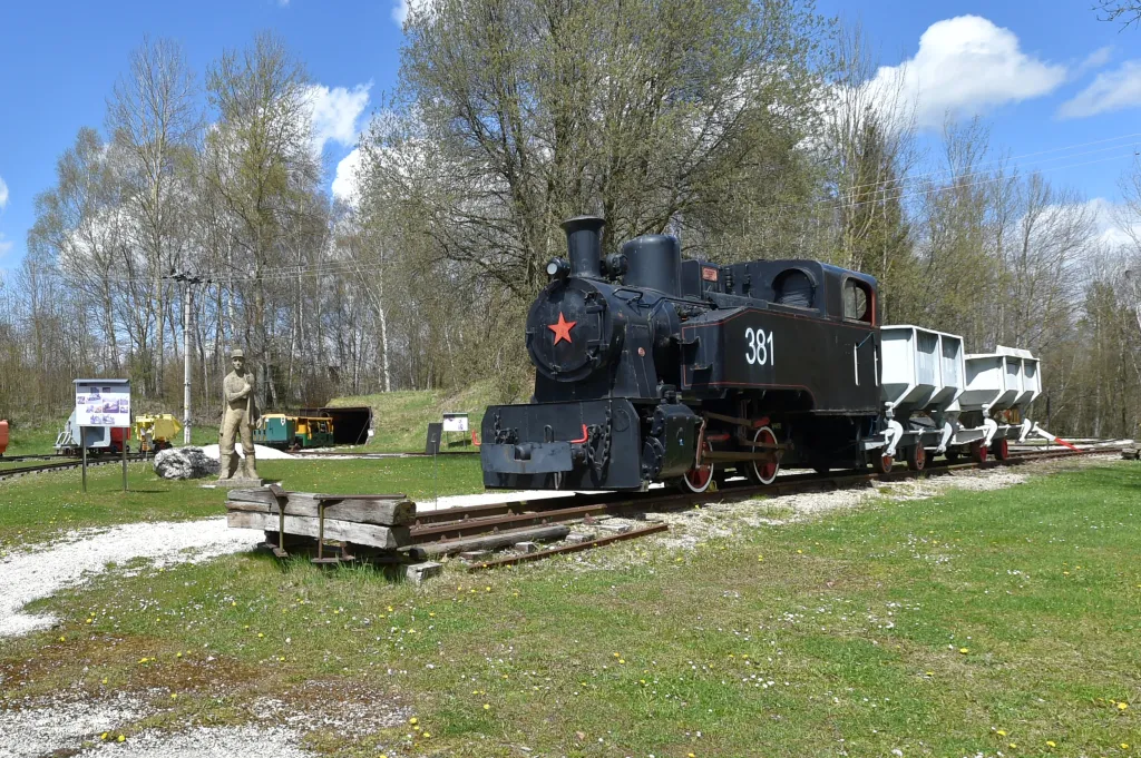 „Už nyní ale volají lidé a ptají se, jestli máme otevřeno, počítáme tedy, že zájem bude velký zejména o prázdninách,“ uvedl Rund