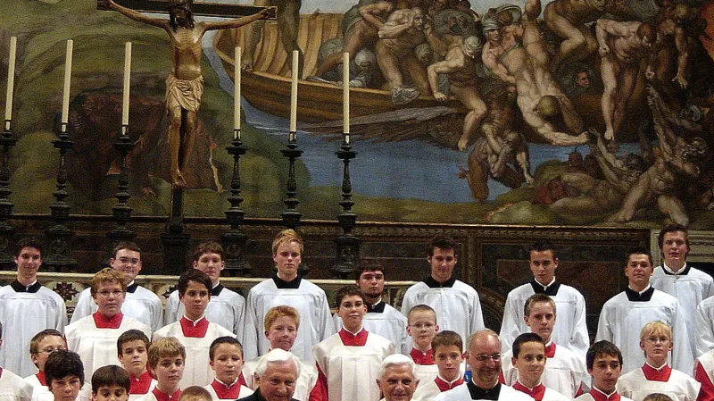 Chrámoví vrabci s Georgem Ratzingerem při návštěvě papeže Benedikta XVI.