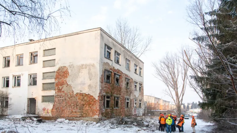 Jedna z budov bývalého areálu Armády ČR v Olomouci
