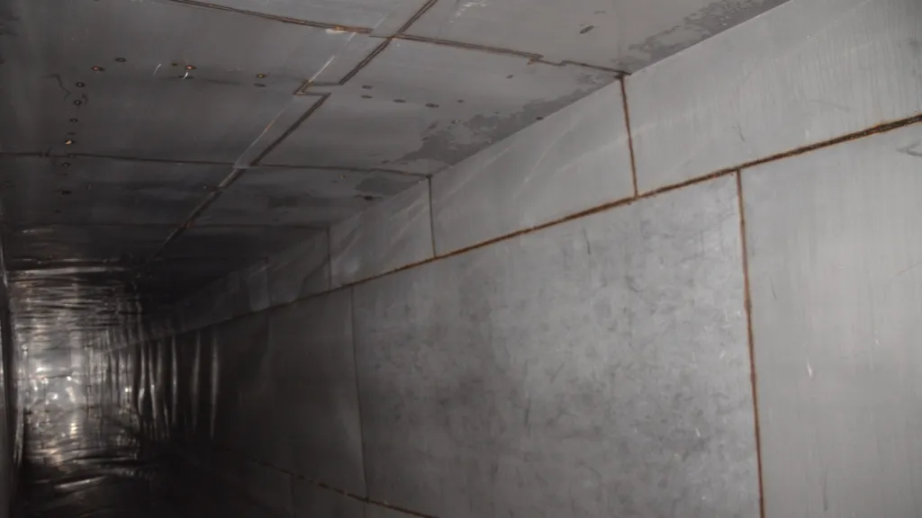 Podzemní nádrže ukrývaly statisíce litrů lihu