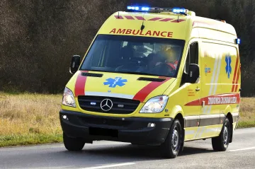 Vedra jsou pro záchranáře výrazně náročnější než mrazy, ukázala obří analýza
