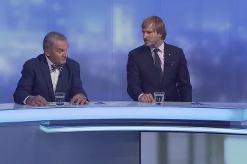 Roušky neměly být vůbec zrušeny, kritizuje exprimátor Svoboda. Podle něj dodávají lidem vědomí rizika