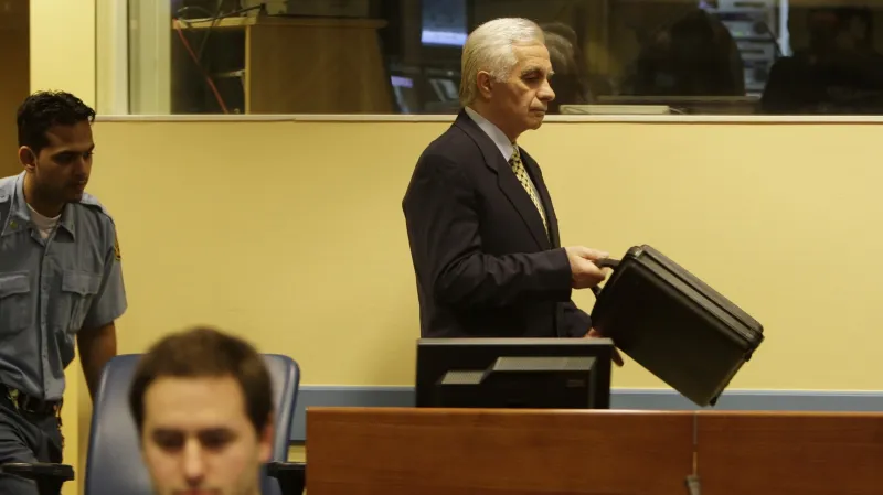 Momčilo Krajišnik u haagského tribunálu