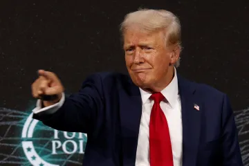 Trump oznámil, že se vrátí na místo atentátu