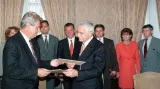 Zemanova vláda stála na opoziční smlouvě