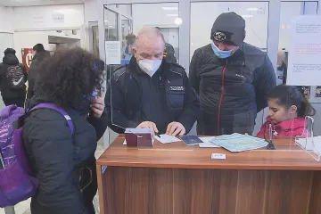 Stanjura navrhne uvolnit téměř dvě miliardy na pomoc Ukrajině. Otevírají se asistenční centra