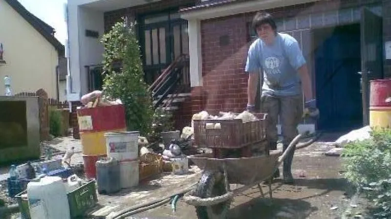 V Kunovicích odklízí následky povodní