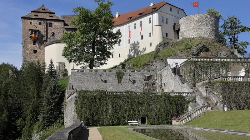 Šlechta na cestách oživí sezonu hradů a zámků, otevřou se nové expozice