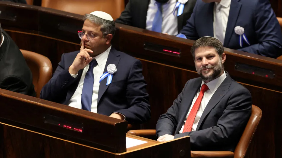 Izraelští krajně pravicoví ministři Itamar Ben Gvir (vlevo) a Becal'el Smotrič