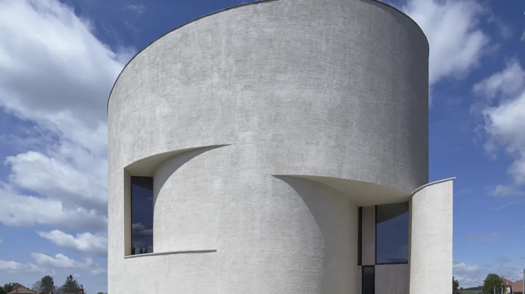 Uznávaný kanadský magazín zařadil koncept kostela svatého Václava v Sazovicích na Zlínsku mezi deset nejlepších staveb roku 2017.