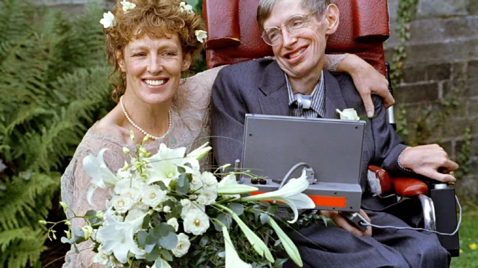 Stephen Hawking se podruhé oženil se svou ošetřovatelkou Elaine Masonovou