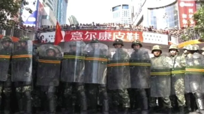 Zásah čínské policie v Sin-ťiangu
