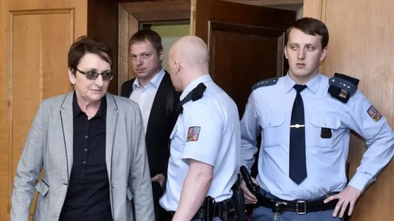 Salačová k rozsudku: Peněžitý trest je bolestivý