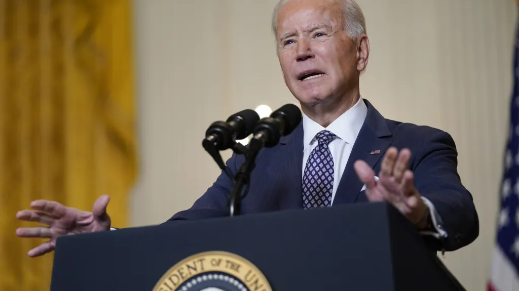 Joe Biden při projevu pro Mnichovskou bezpečnostní konferenci