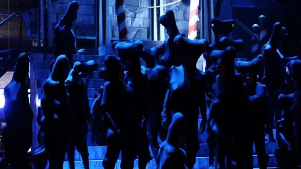 Opera Vladimíra Franze Válka s mloky