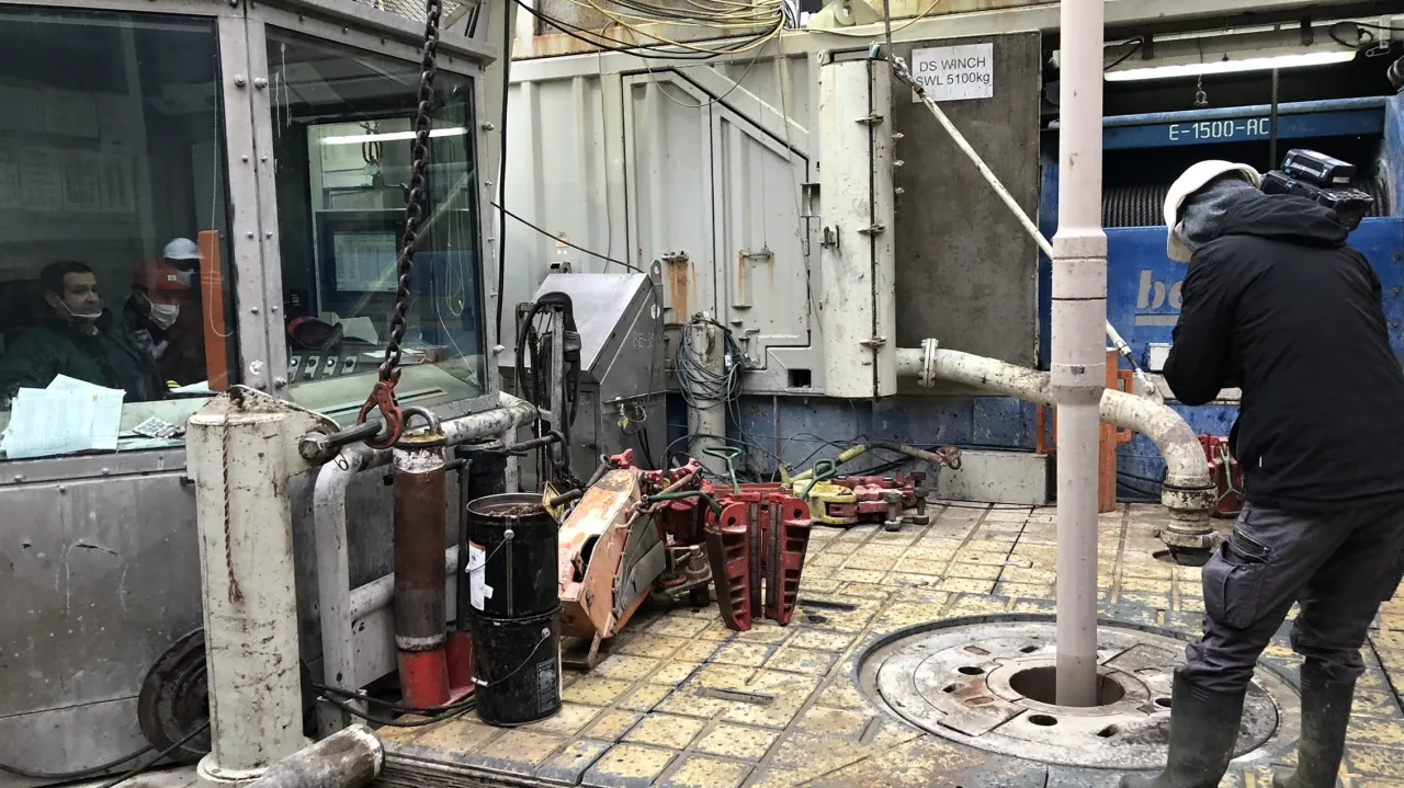 U Šakvic by se mohla těžit ropa nebo zemní plyn. Z poplatku by pak obec ...