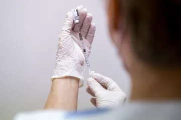 Další vakcíny by mohl Česku poskytnout Izrael, jednání probíhají