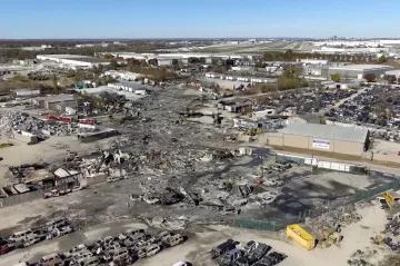 Počet obětí letecké nehody u Louisville v USA stoupá