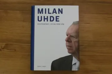 Milan Uhde pokřtil knihu svých pamětí