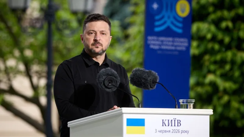 Ukrajinský prezident Volodymyr Zelenskyj (3. června 2026)