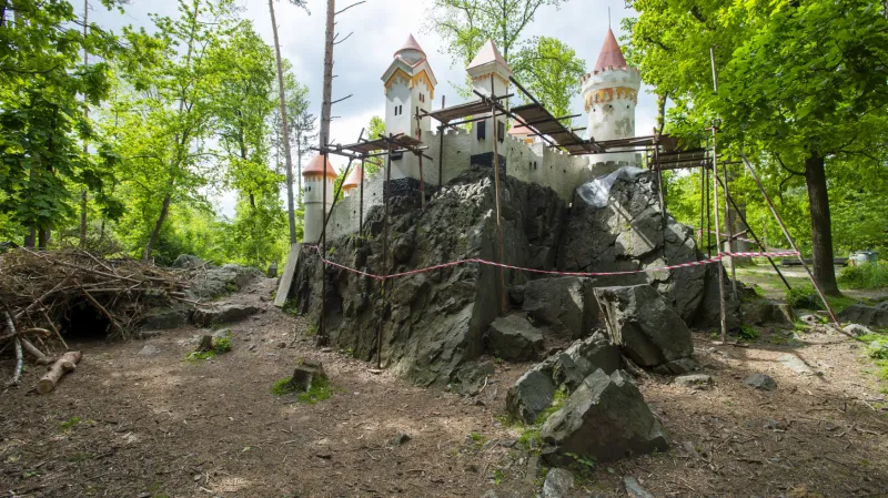 Slatiňany připravují opravu Kočičího hrádku