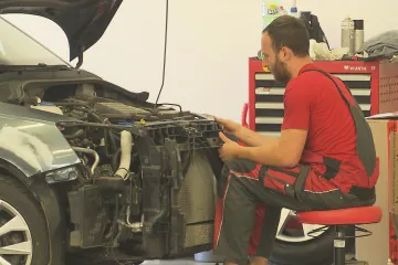 Povinné ručení podraží v příštím roce v průměru o desetinu