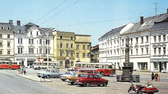 Opava (z Města před rokem 1989 a dnes)