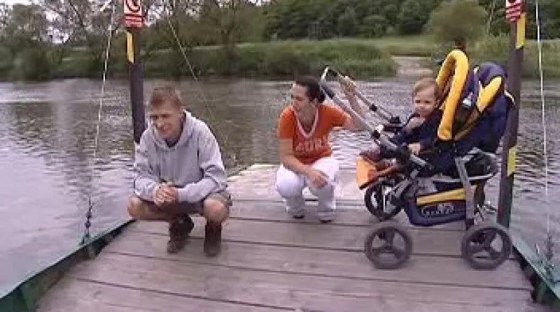 V Nadrybech na Plzeňsku se podařilo udržet v provozu přívoz přes Berounku.