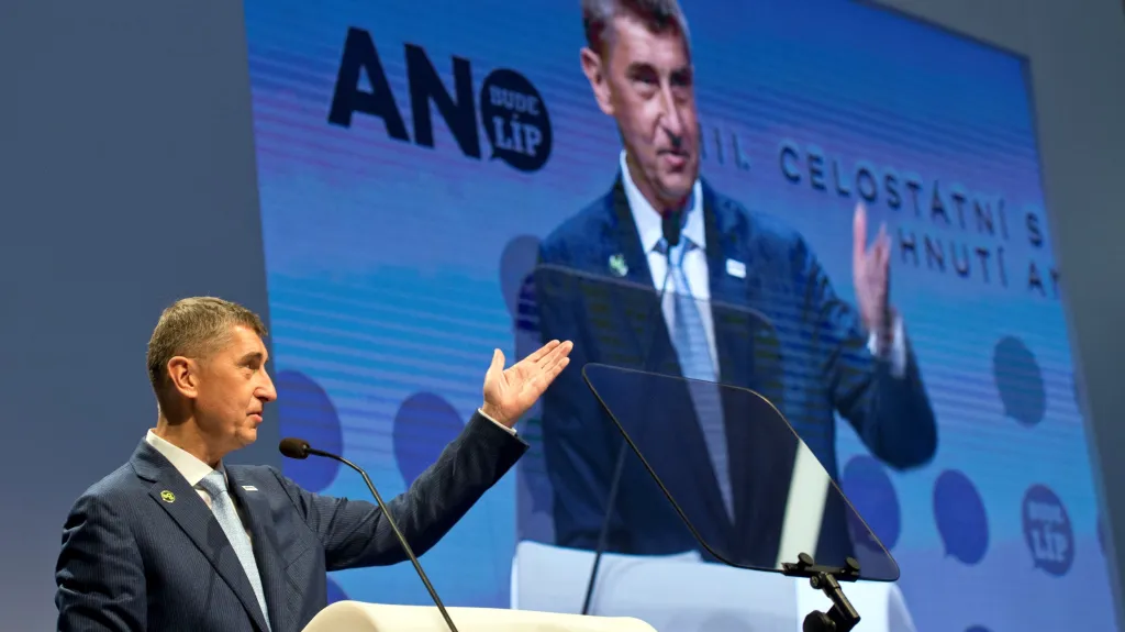 Andrej Babiš na sněmu hnutí ANO