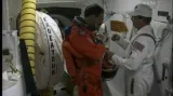 Endeavour stále na Zemi